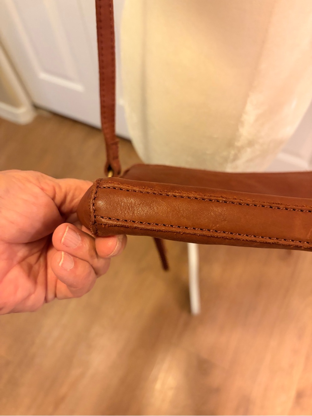 Margot NY Leather Crossbody Bag - Multi Compartment - Picture 12 of 16